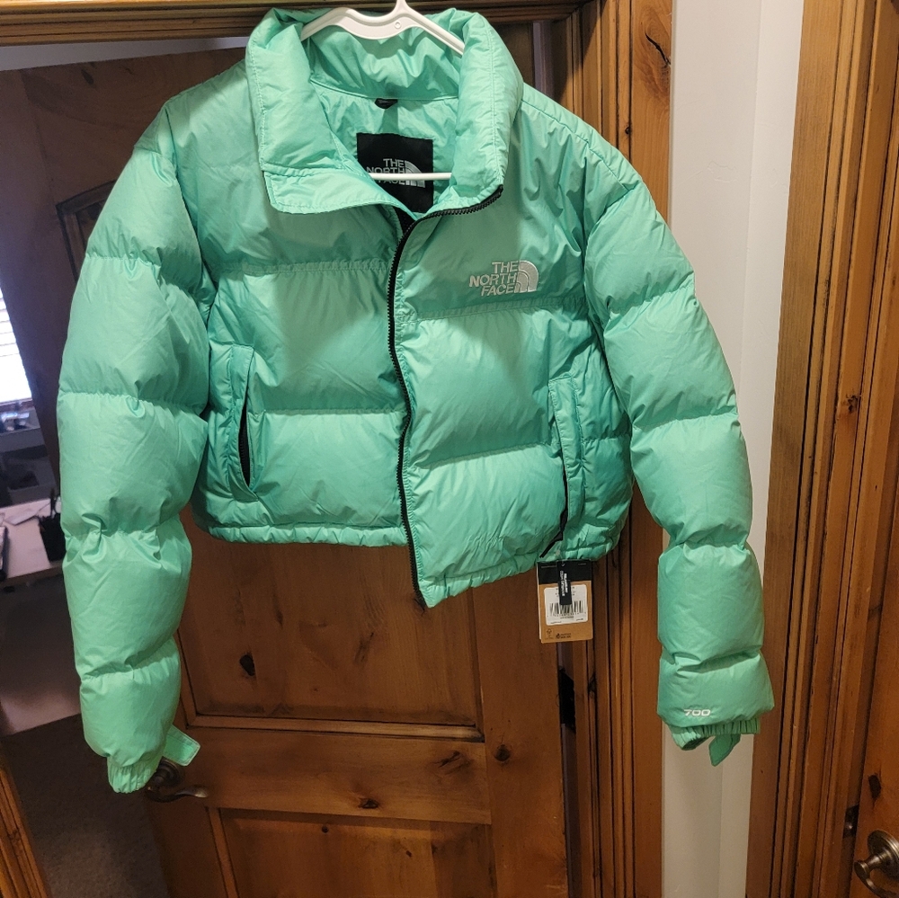 The North Face Nuptse Short-cropped Jacket, chlorophyll green, W's Sz XL